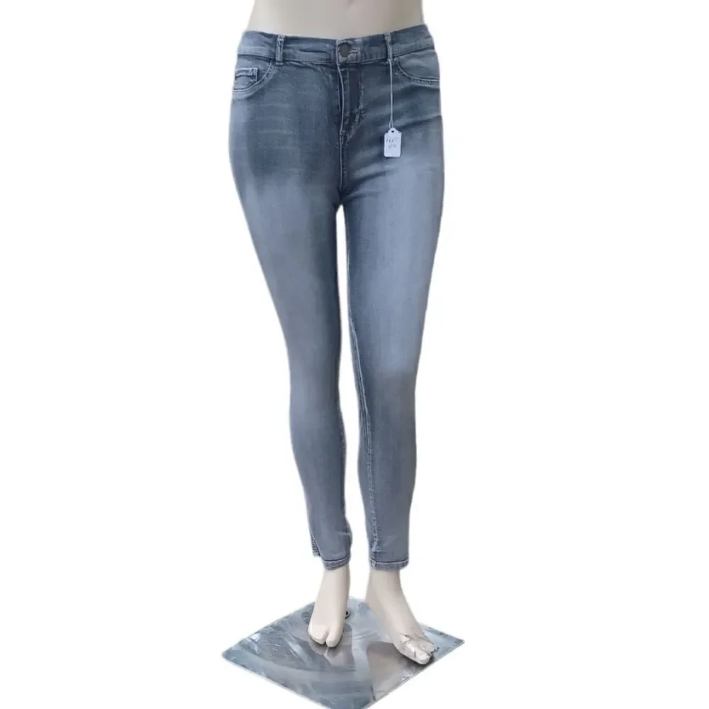 666342.....Soho New York & Company Jegging Size 14, W31